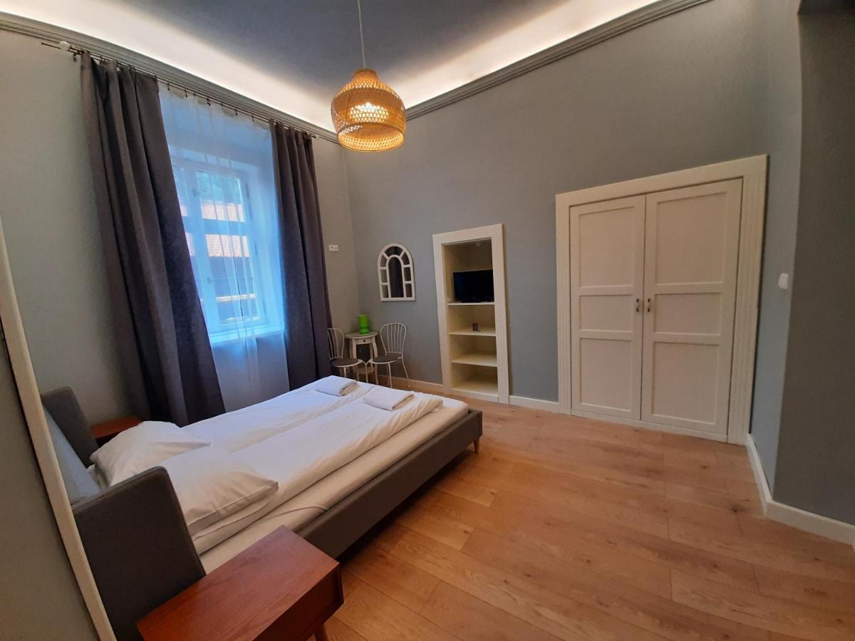 Leilighetshoteller Florianska Gate Luxury Krasków
